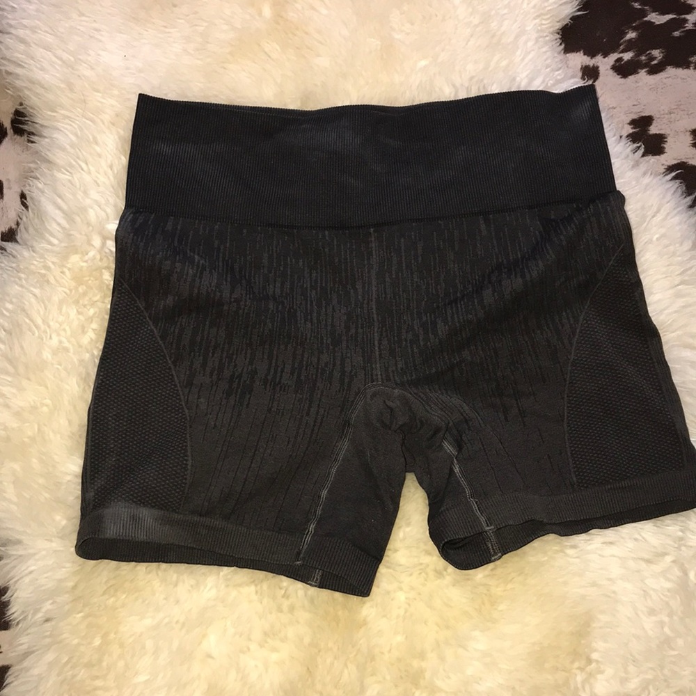 Size 10 Lululemon Spandex Shorts